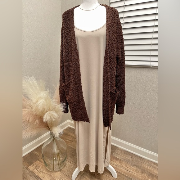 New Zenana- Super Soft Teddy Popcorn Chocolate Cardigan - Picture 5 of 14